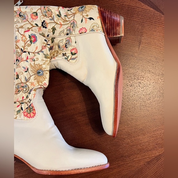 NIB MOMO New York x BHLDN Anthropologie Embroidered Western Boots - Picture 10 of 13